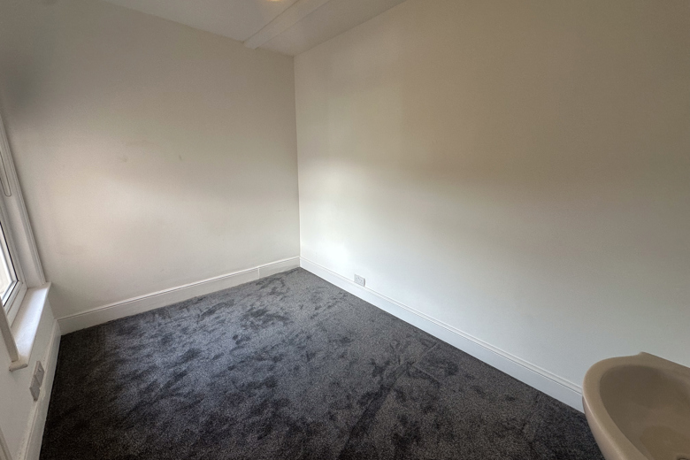 6 Bedroom House in  BOURNEMOUTH (1)