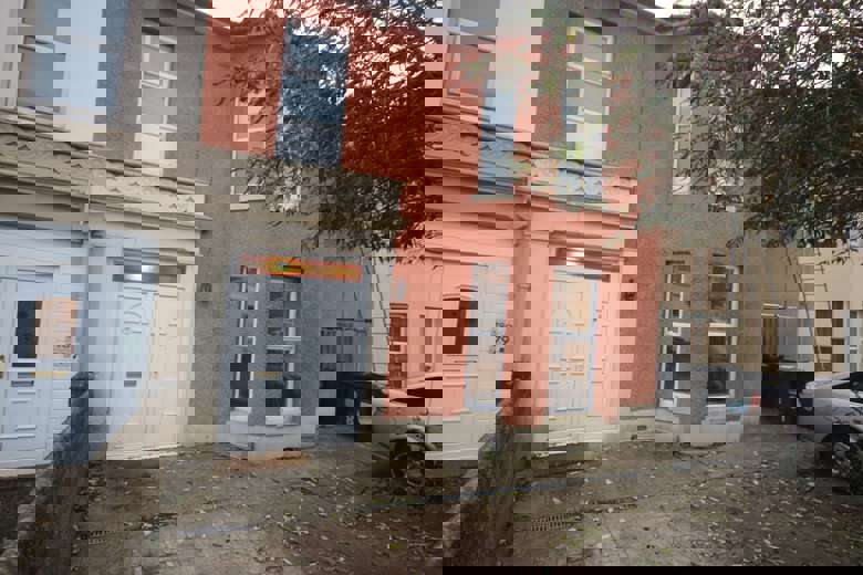 6 Bedroom House in Malmesbury Park Road BOURNEMOUTH