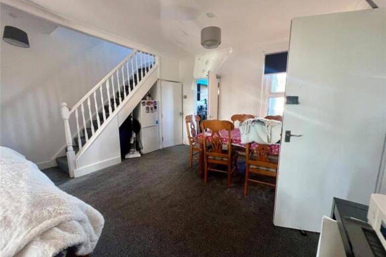 6 Bedroom House in  BOURNEMOUTH