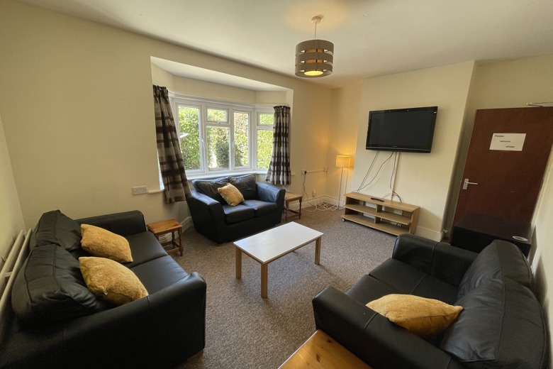 7 Bedroom House in Ripon Road BOURNEMOUTH