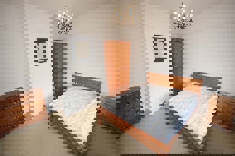 7 Bedroom Bungalow in Namu Road BOURNEMOUTH