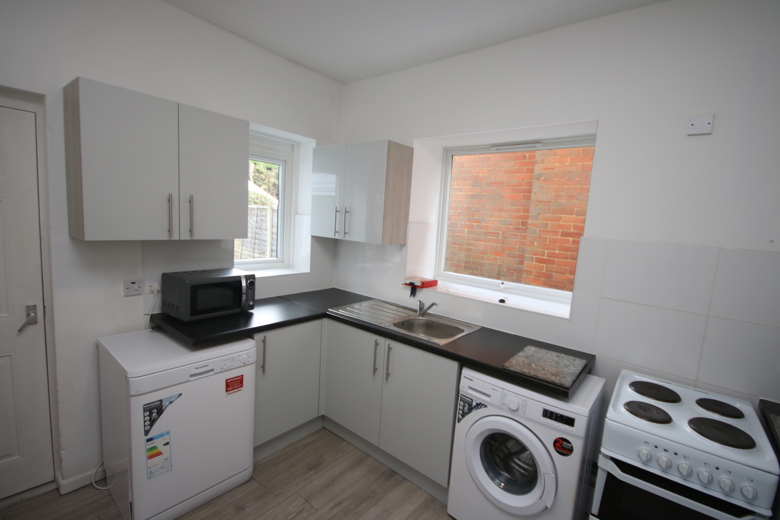 7 Bedroom House in Bengal Road Bournemouth