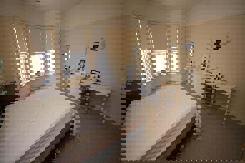 6 Bedroom House in Malmesbury Park Road BOURNEMOUTH