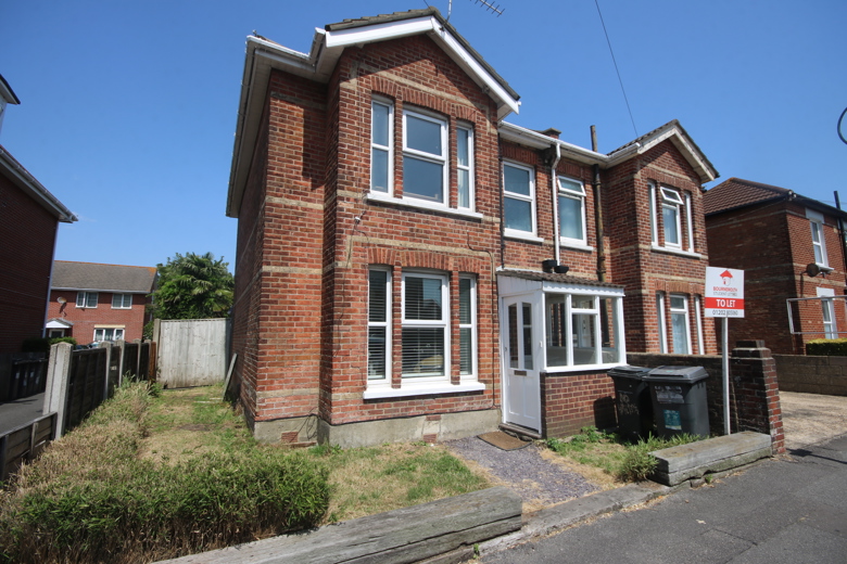 5 Bedroom House in Wycliffe Road BOURNEMOUTH