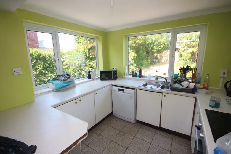 5 Bedroom House in Wycliffe Road BOURNEMOUTH