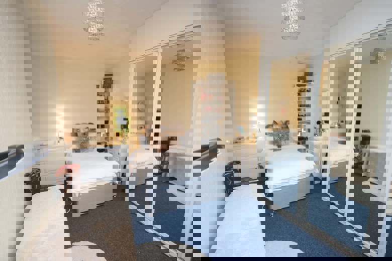 6 Bedroom House in Frederica Road BOURNEMOUTH