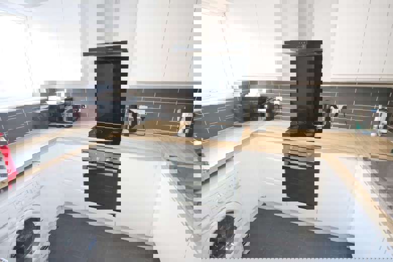 5 Bedroom House in Pine Road BOURNEMOUTH