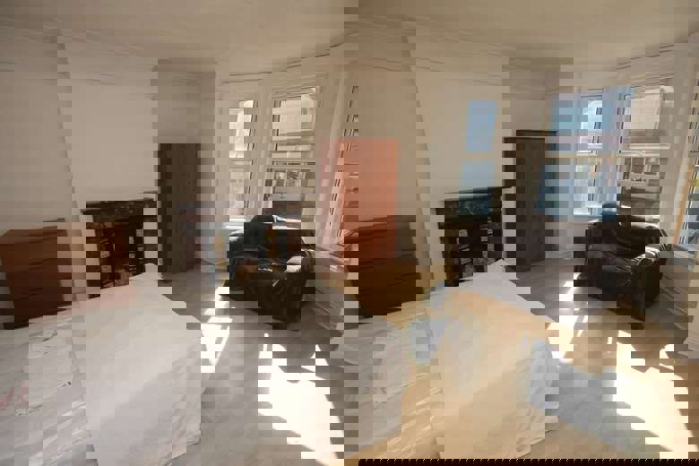 4 Bedroom Flat in Burnaby Road BOURNEMOUTH