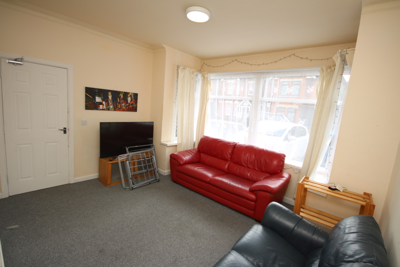 7 Bedroom House in Bengal Road Bournemouth