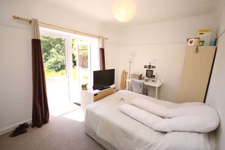 0 Bedroom House in Malmesbury Park Road BOURNEMOUTH (1)