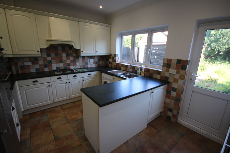 7 Bedroom House in Fernside Road BOURNEMOUTH