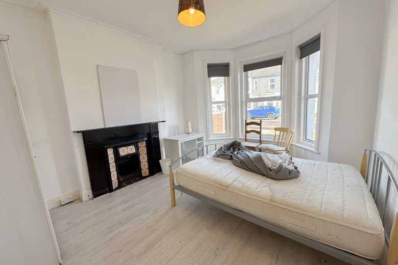 5 Bedroom House in Stewart Road Bournemouth