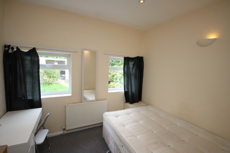 7 Bedroom House in Bengal Road Bournemouth